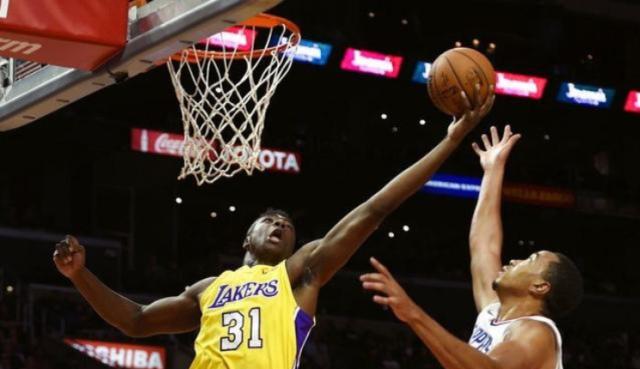 IM电竞在线体育-【交易截止日汇总】拖布贝弗利离队 勇士迎回小佩顿