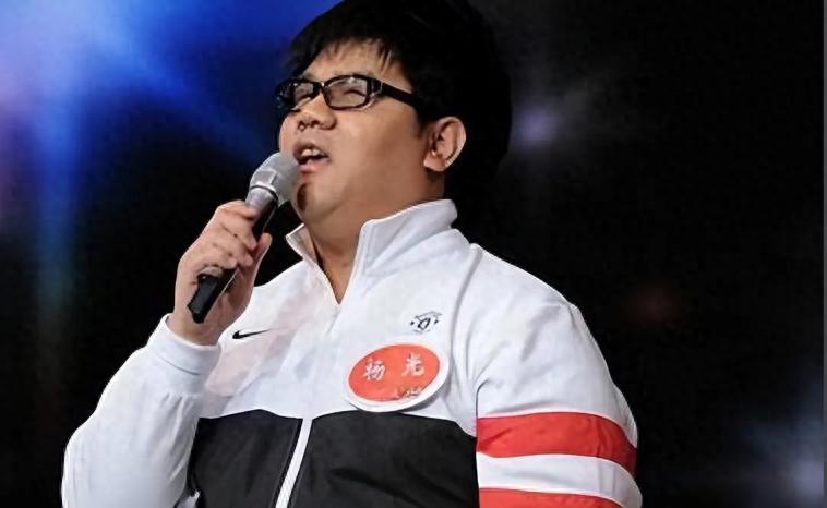 IM电竞在线体育-善恶终有报!靠星光大道成名的“盲人”杨光,终要为自己荒唐买单