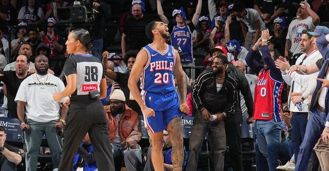 IM电竞在线体育-佩恩32+10创生涯新高！杰罗姆26+8 费城主场逆转灰熊